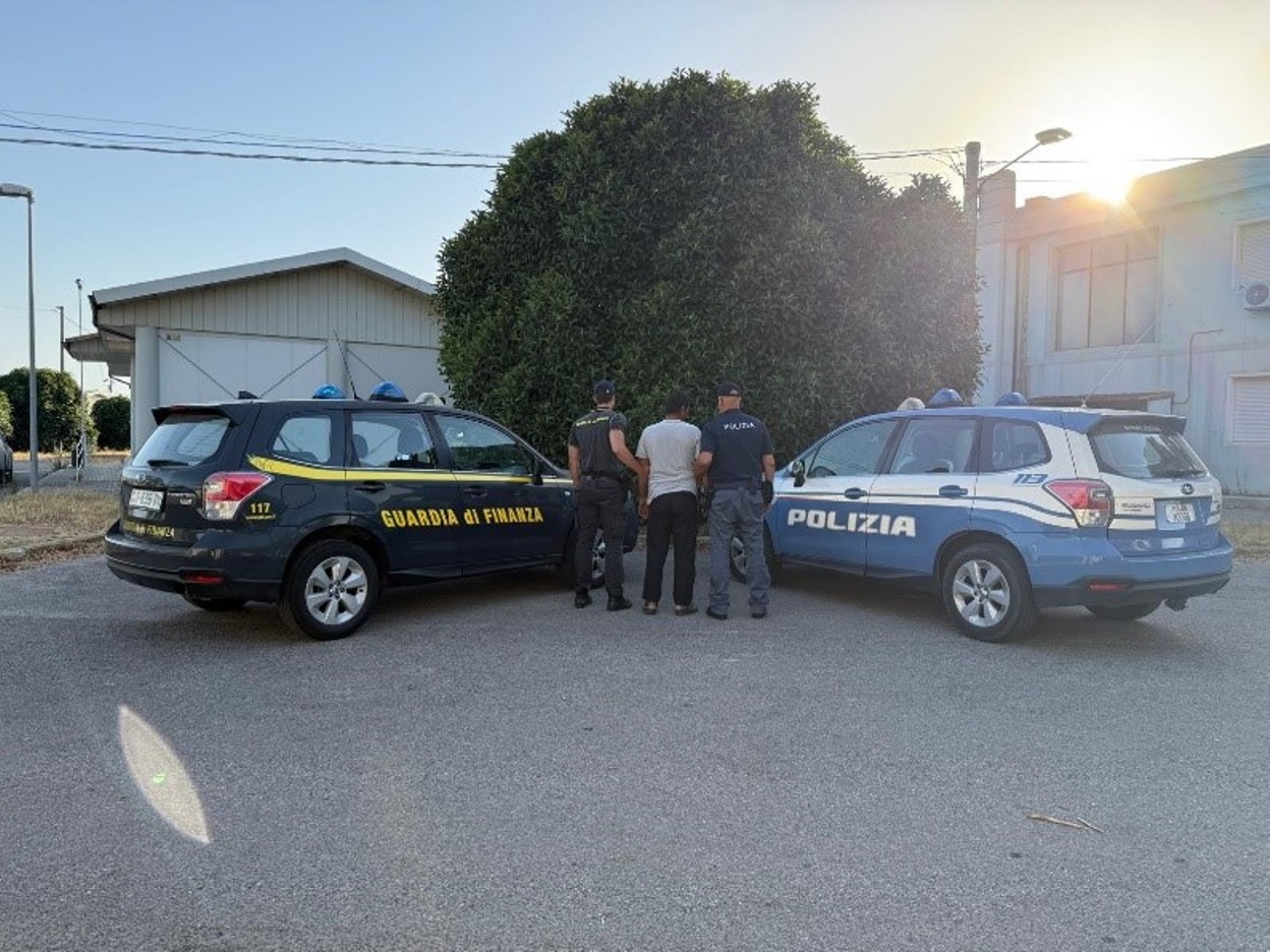 polizia gdf migranti