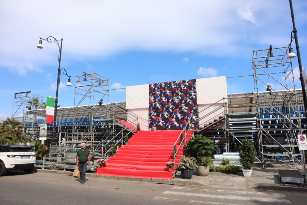 reggio calabria palco festa dei carabinieri