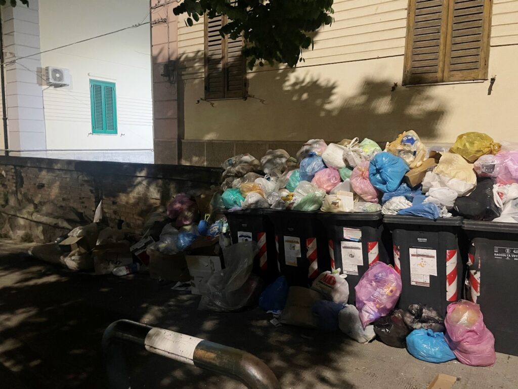 rifiuti in città