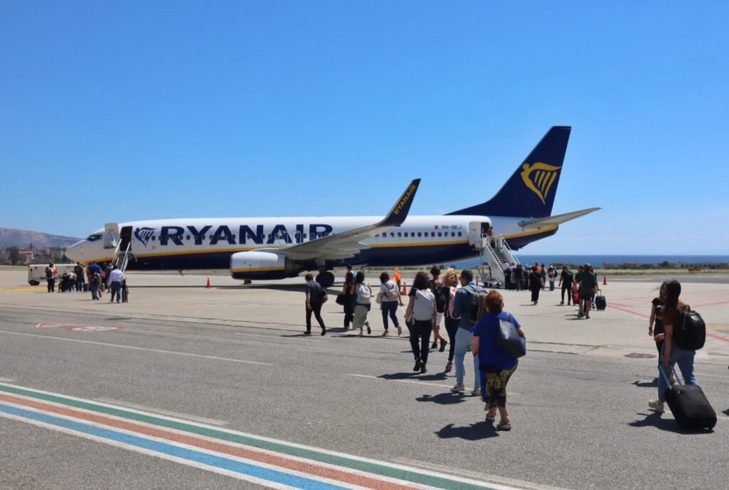 ryanair aeroporto di reggio calabria (1)