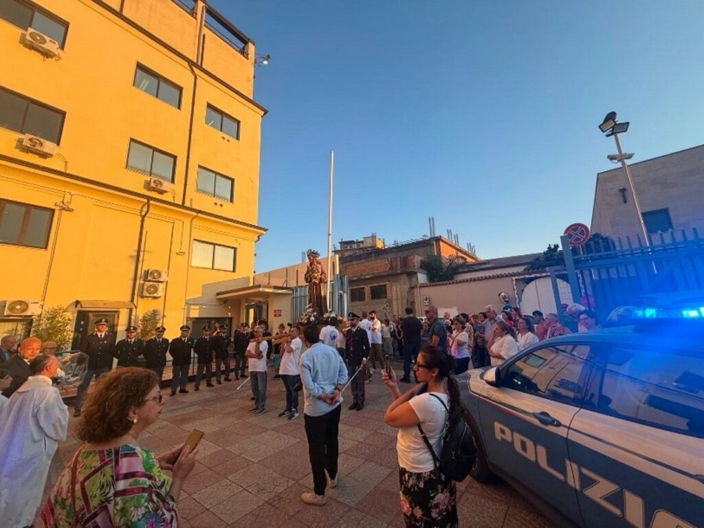 sant'antonio questura crotone