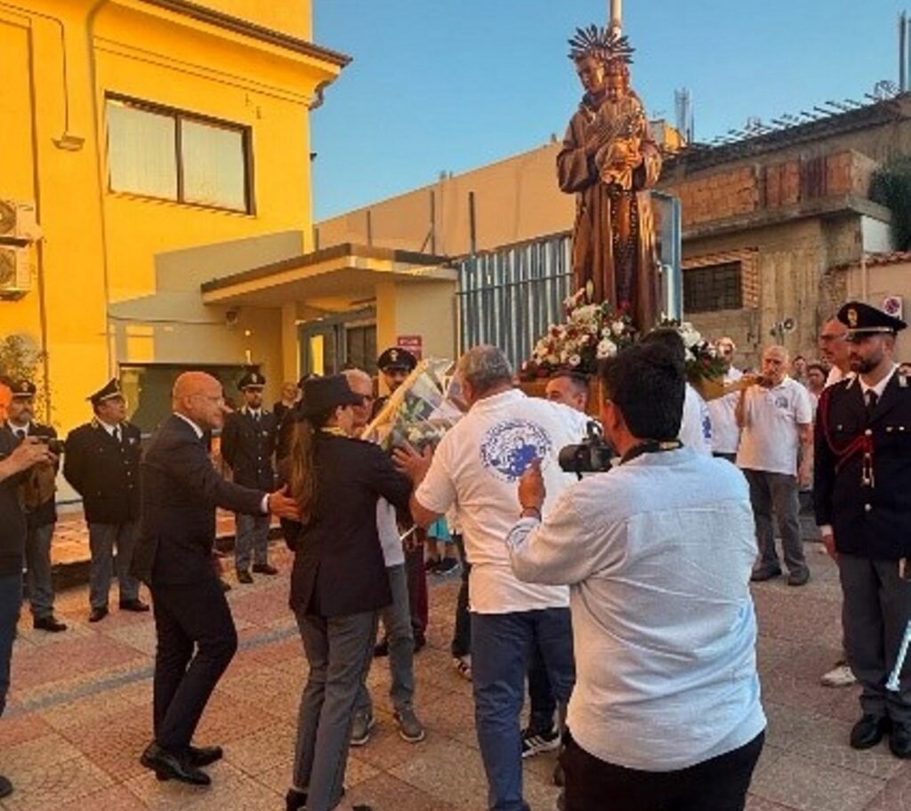 sant'antonio questura crotone
