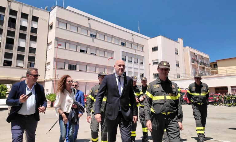 Da Reggio Calabria parte il tour istituzionale dei Vigili del Fuoco in Calabria: presenti i sottosegretari Prisco e Ferro