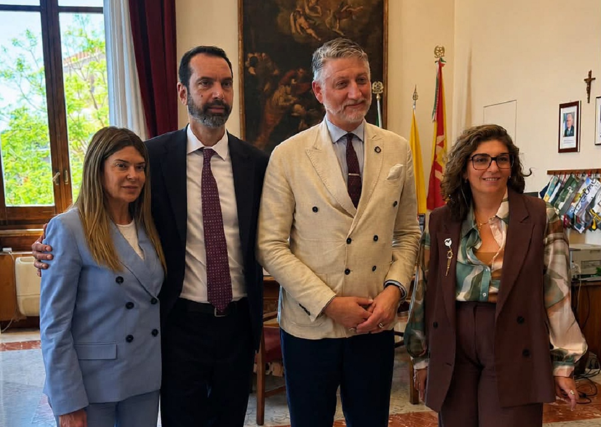 Amata, basile, Giuli, Castelli