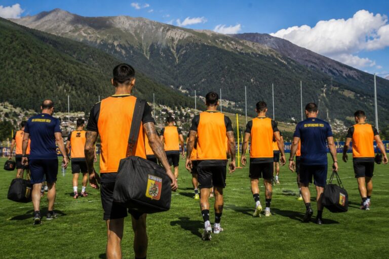Catanzaro, pronta la partenza per Livigno: ufficiali le date del ritiro