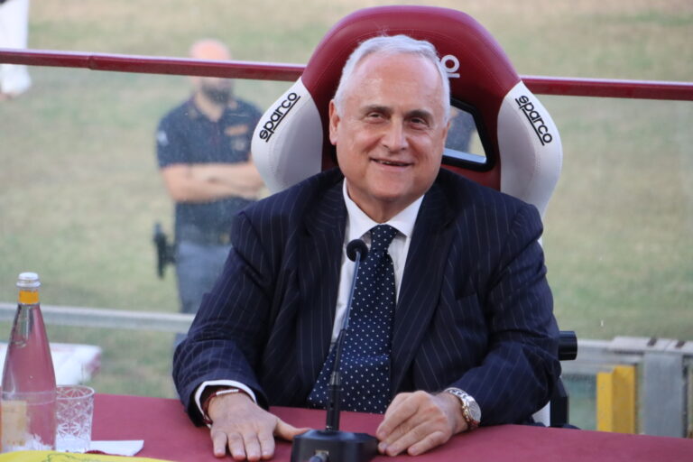 Claudio Lotito al Granillo per Reggina-Igea Virtus: domani la prima volta dal vivo per il nuovo patron, verso il record di spettatori da 4 anni