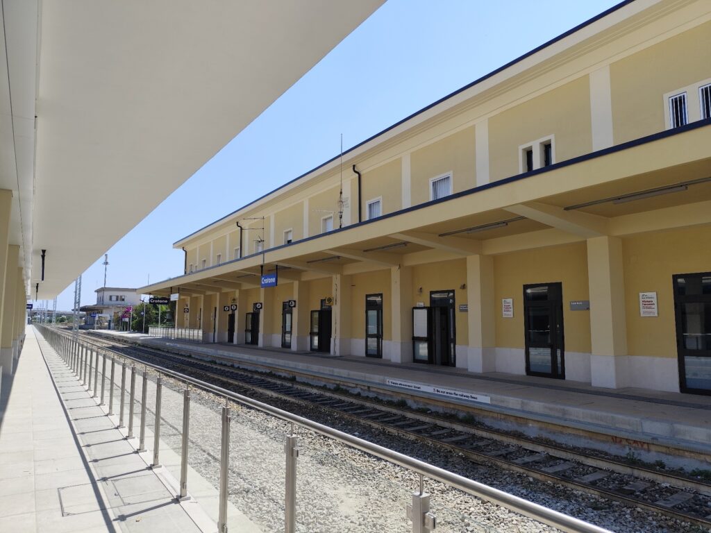 Crotone stazione