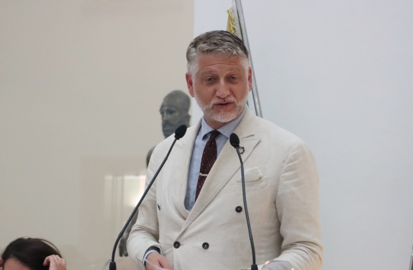 Disvelamento Opera Fontana Ferma con il ministro Giuli (9)