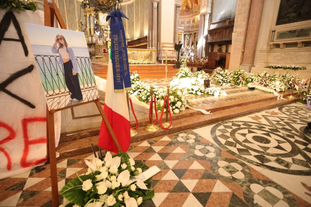 Funerali Giulia Scimone Messina