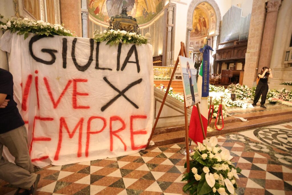 Funerali Giulia Scimone Messina