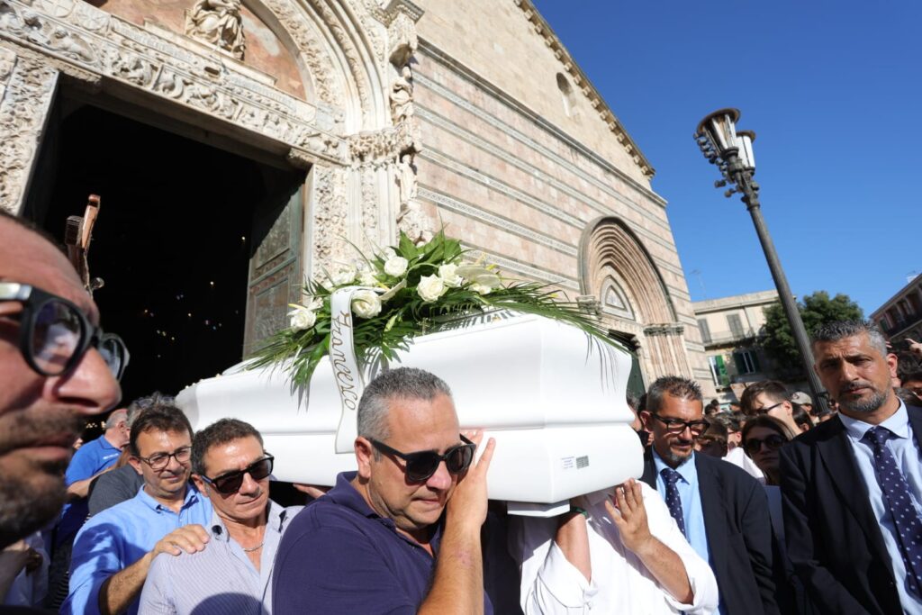 Funerali Giulia Scimone Messina