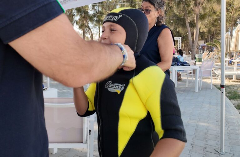 Reggio Calabria, i “Primi Respiri” sott’acqua: giovani alla scoperta degli sport subacquei | FOTO e INTERVISTA
