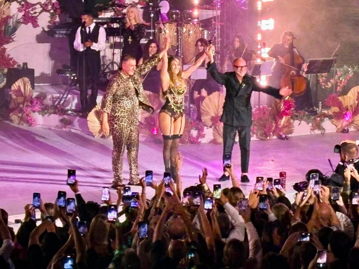 Taormina protagonista globale con Dolce & Gabbana: Lopez, Bale e Bellucci in Sicilia