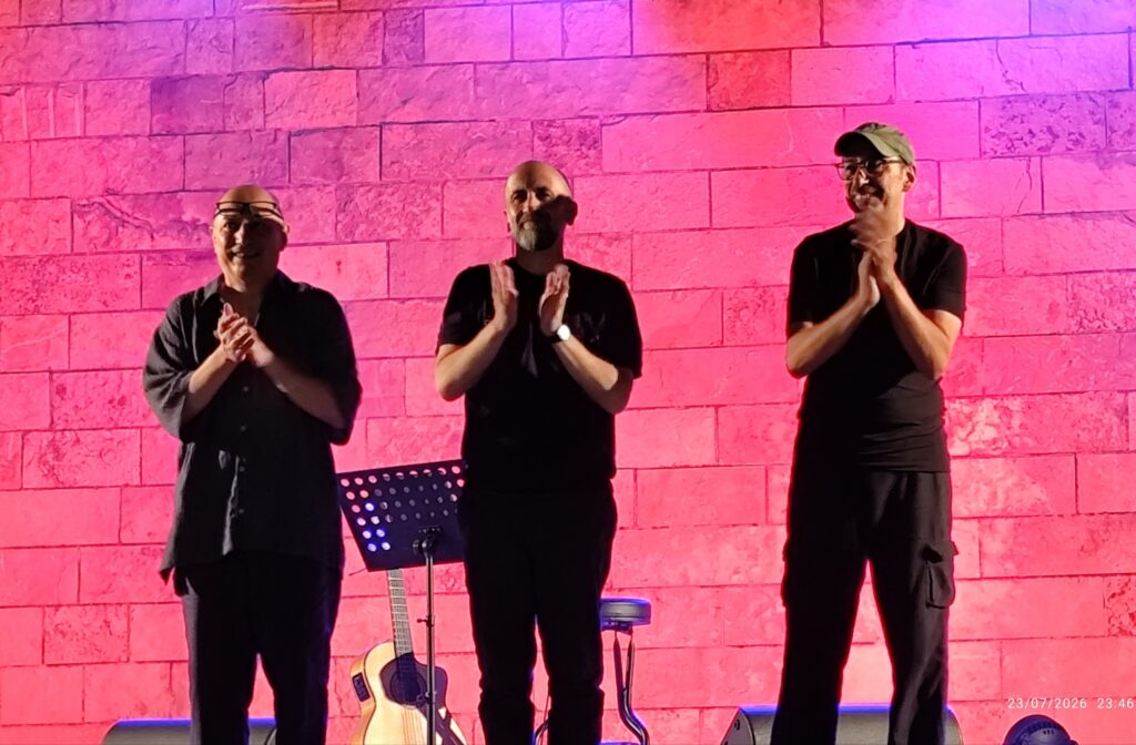 LIVE DI JOE BARBIERI