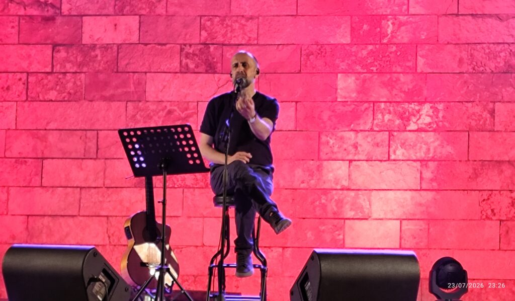 LIVE DI JOE BARBIERI