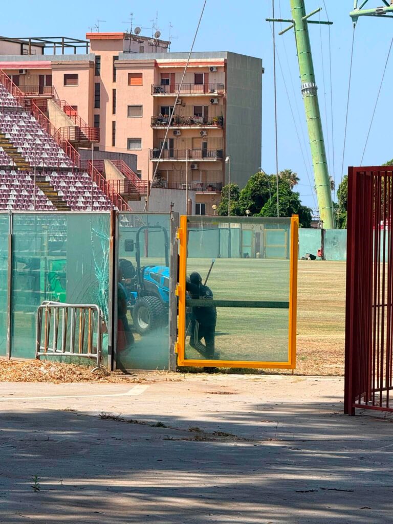 Lavori di riqualificazione Stadio Oreste Granillo