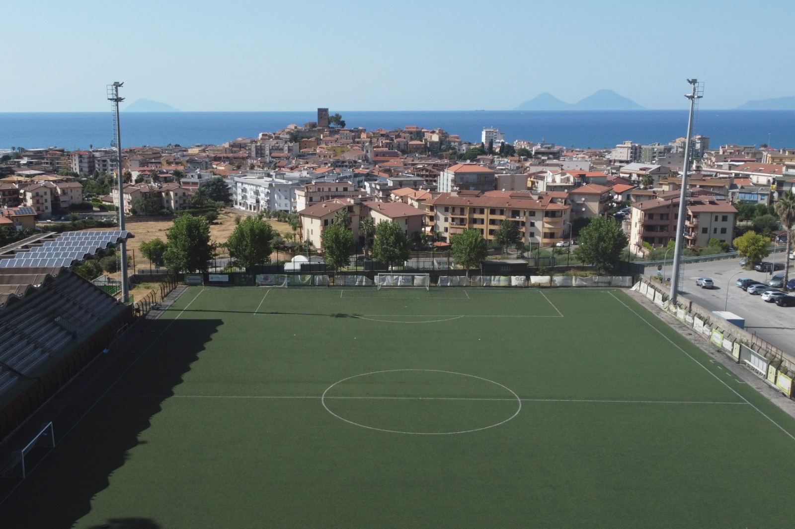 Lo stadio Comunale di Brolo