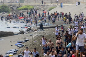 Migranti Marocco Spagna Ceuta