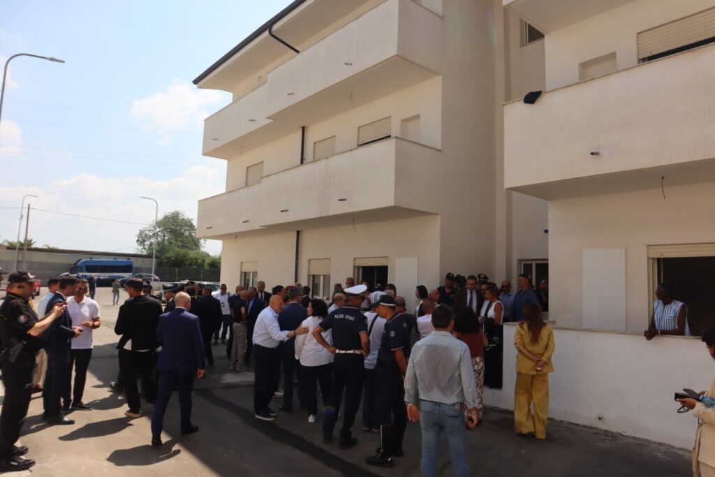 case nuove assegnate ai migranti della tendopoli di san ferdinando
