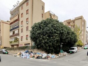 case parcheggio santa caterina
