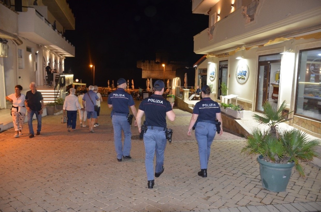 controlli polizia crotone