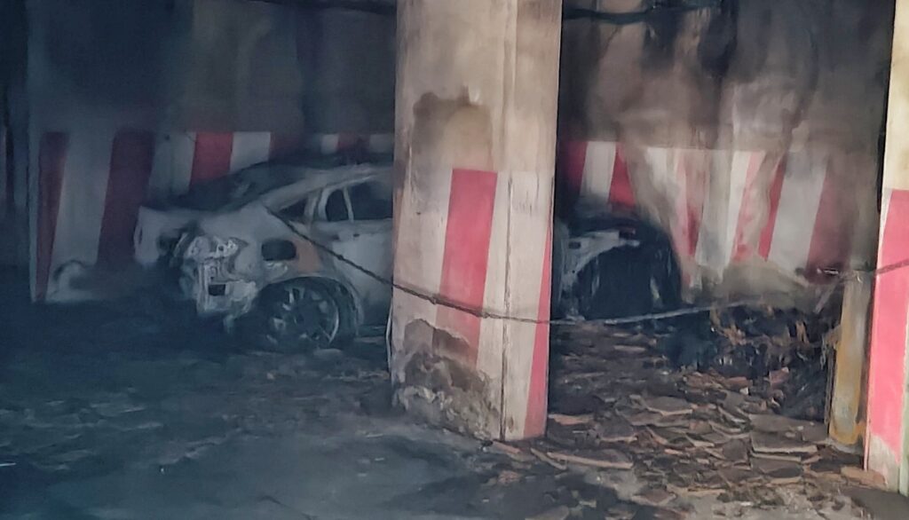 incendio garage via Don Luigi Orione