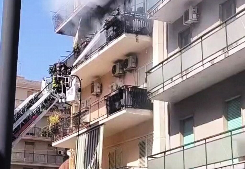 incendio via sbarre inferiori