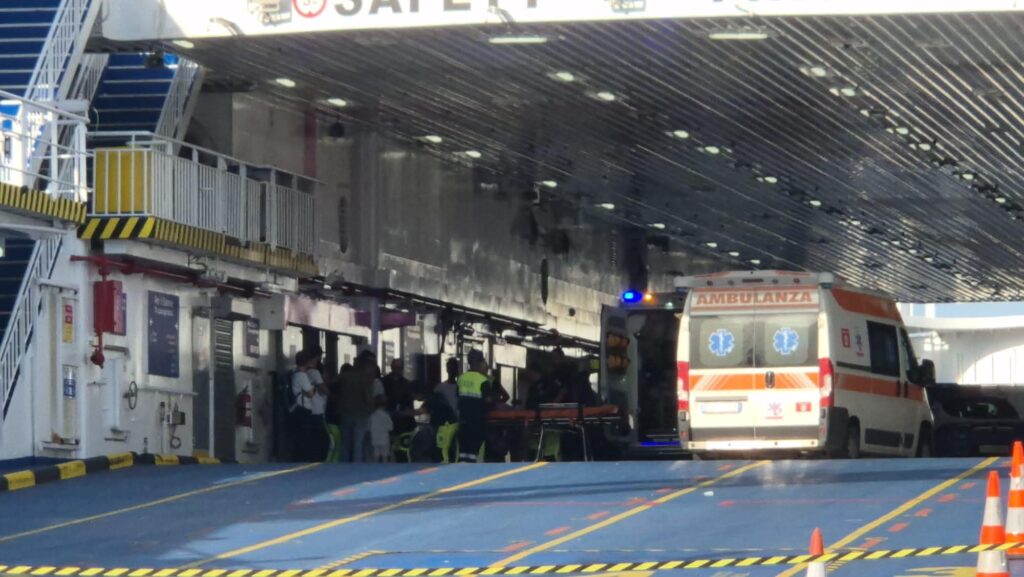 incidente caronte messina