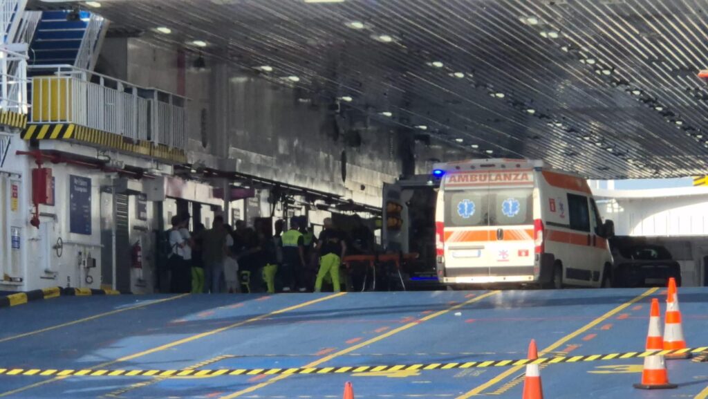 incidente caronte messina