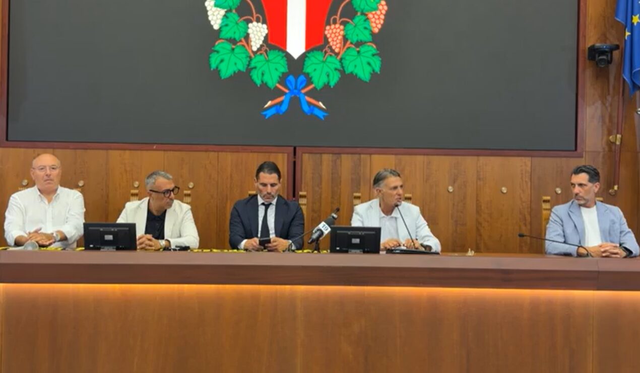 presentazione acr messina finocchiaro torrisi pagniello pellegrino mantineo