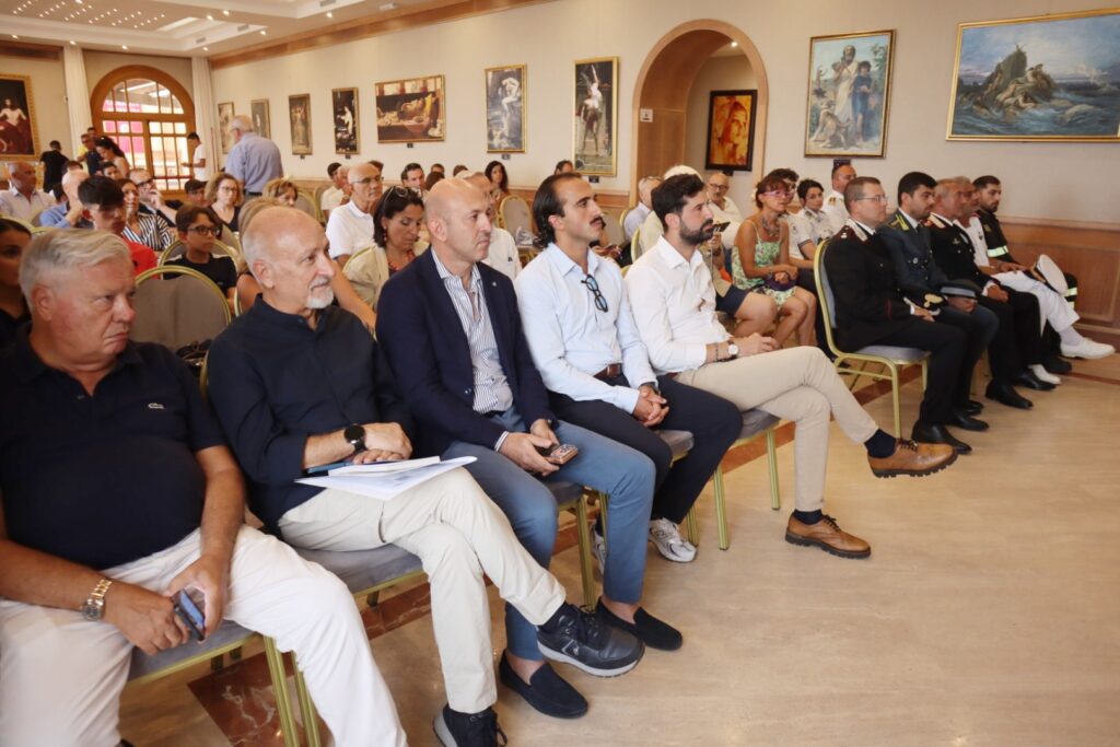 presentazione traversata dello stretto
