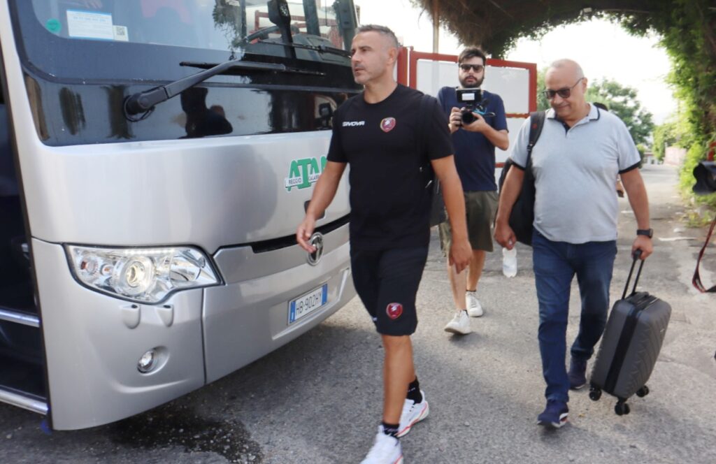 reggina partenza ritiro cantalupa