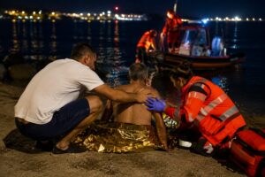 soccorso barca notte