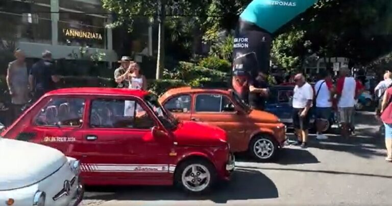 Reggio Calabria, successo per il Raduno Fiat 500: il Lungomare si veste di storia e passione | INTERVISTE