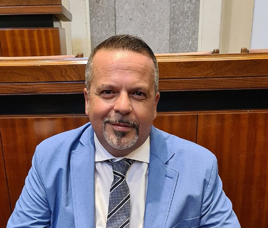 Gioveni Libero