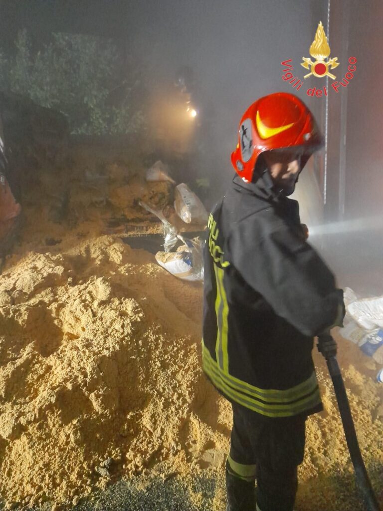 Incendio di un autotreno