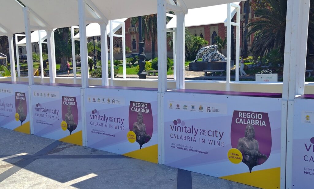 Montaggio Stand Vinitaly and the City Reggio Calabria