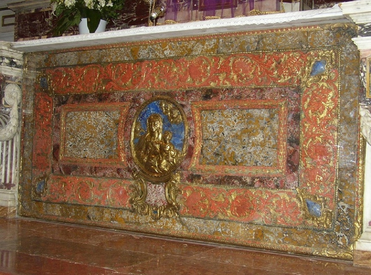 Paliotto conservato nella chiesa madre di Cinisi