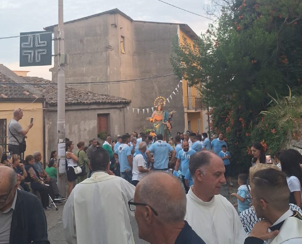 Processione Maria Assunta in Cielo 15 agosto Montebello Ionico