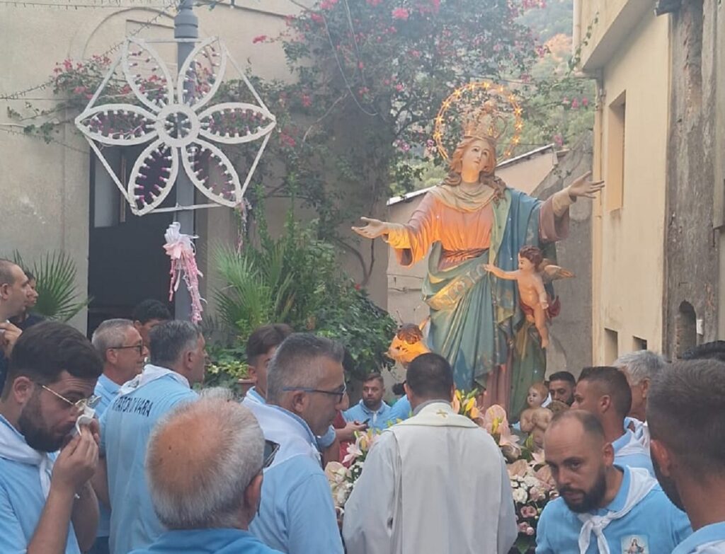 Processione Maria Assunta in Cielo 15 agosto Montebello Ionico