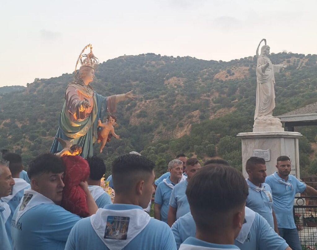 Processione Maria Assunta in Cielo 15 agosto Montebello Ionico
