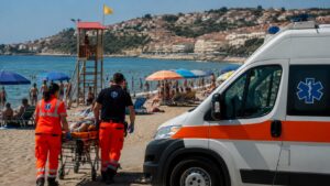 ambulanza spiaggia