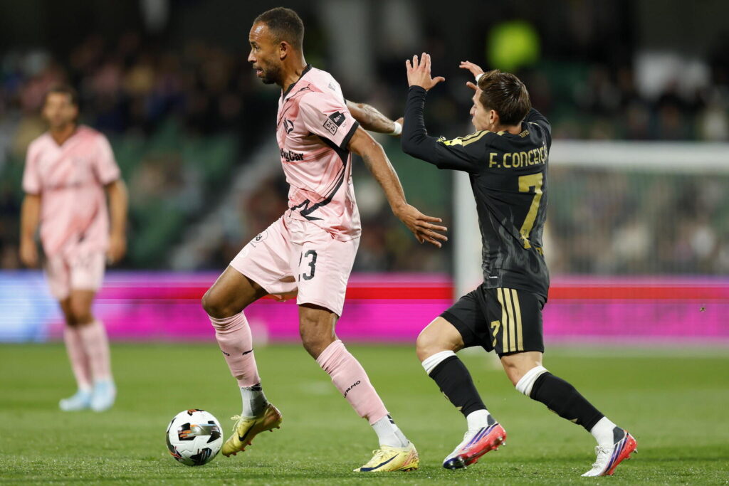 amichevole juventus-palermo a perth in australia