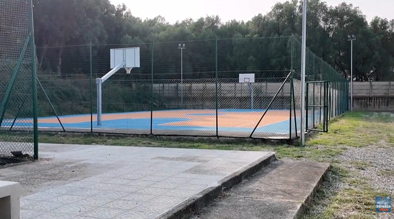 centro polivalente varapodio