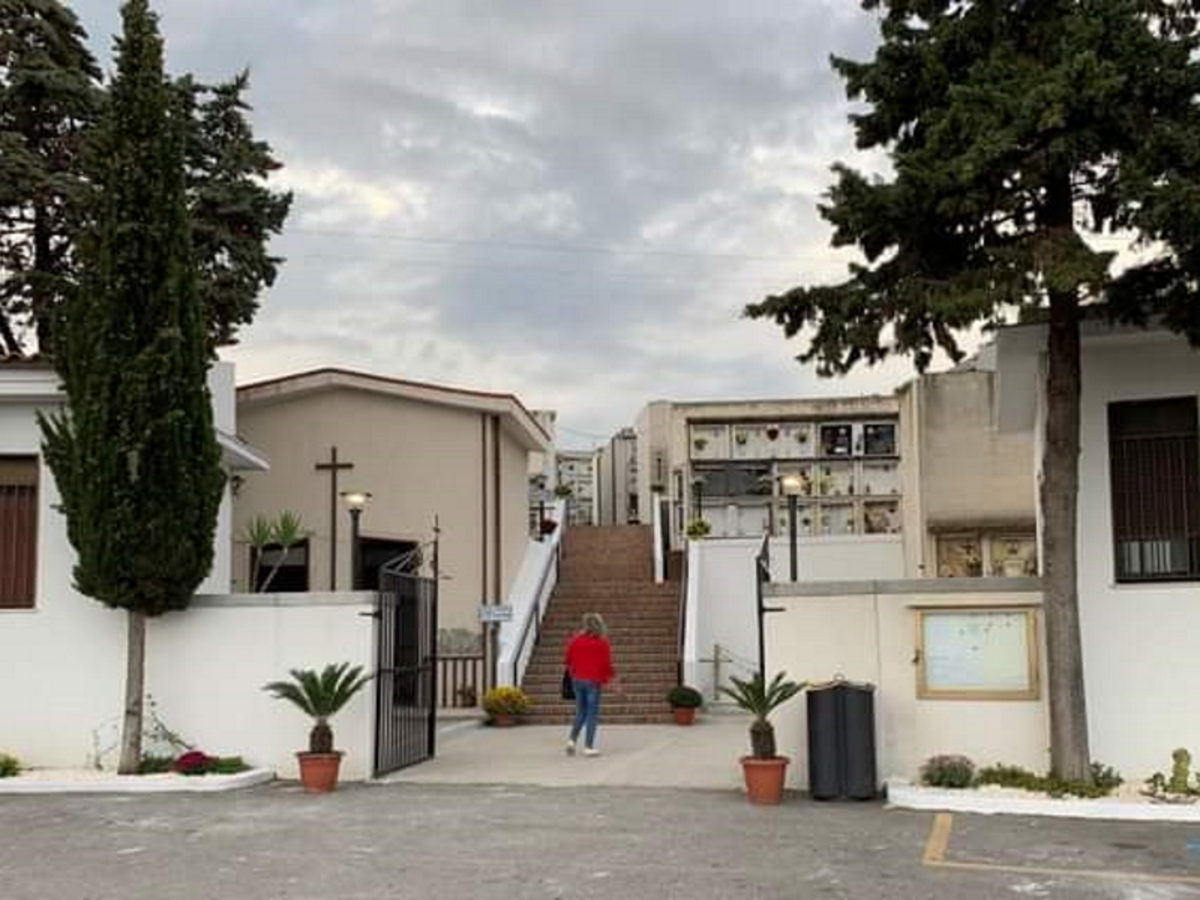 cimitero santa teresa di riva