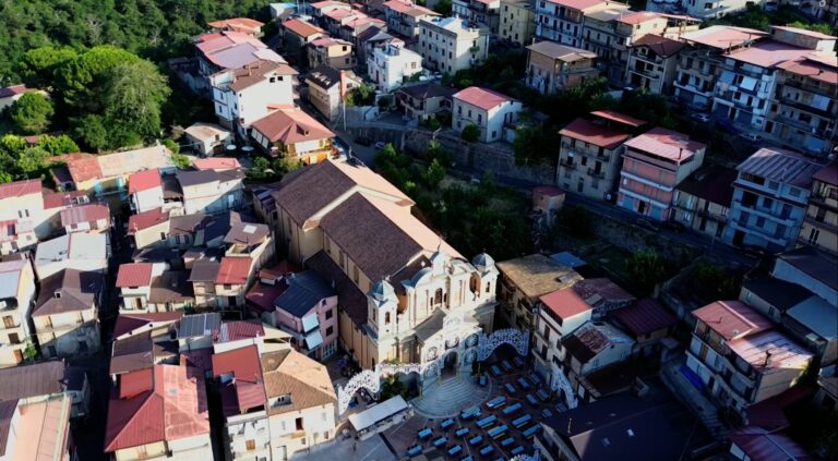 Delianuova, grande successo per la festa del prodotto tipico deliese | VIDEO