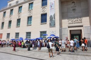 file turisti museo reggio calabria