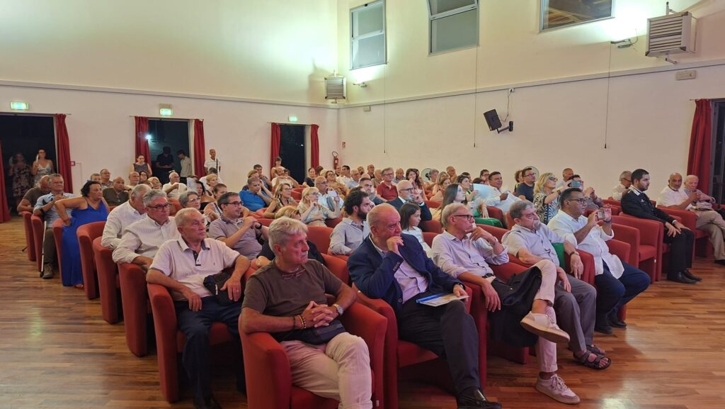foto del pubblico del Premio Culturale Girasole