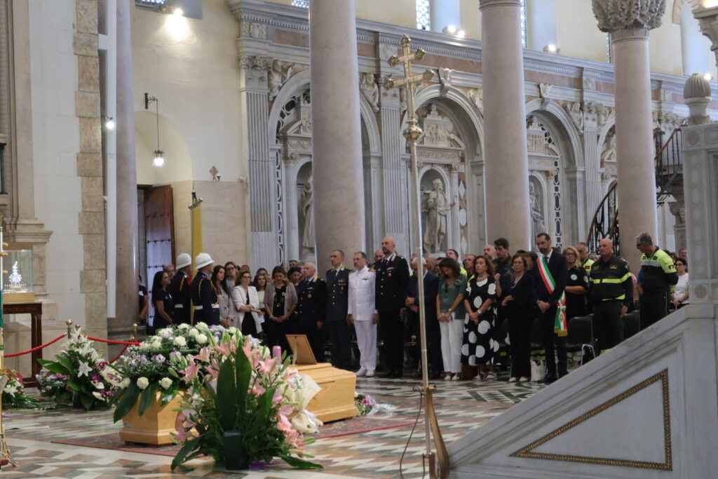 funerali Alessandra Frazzica