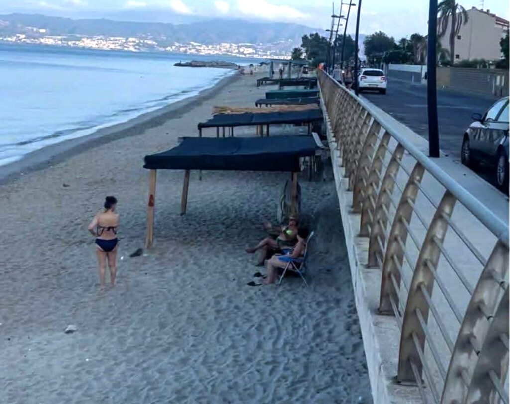 pulizia spiaggia gallico